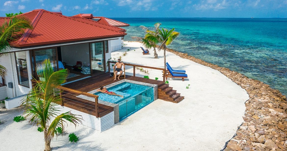Ray Caye private island resort belize