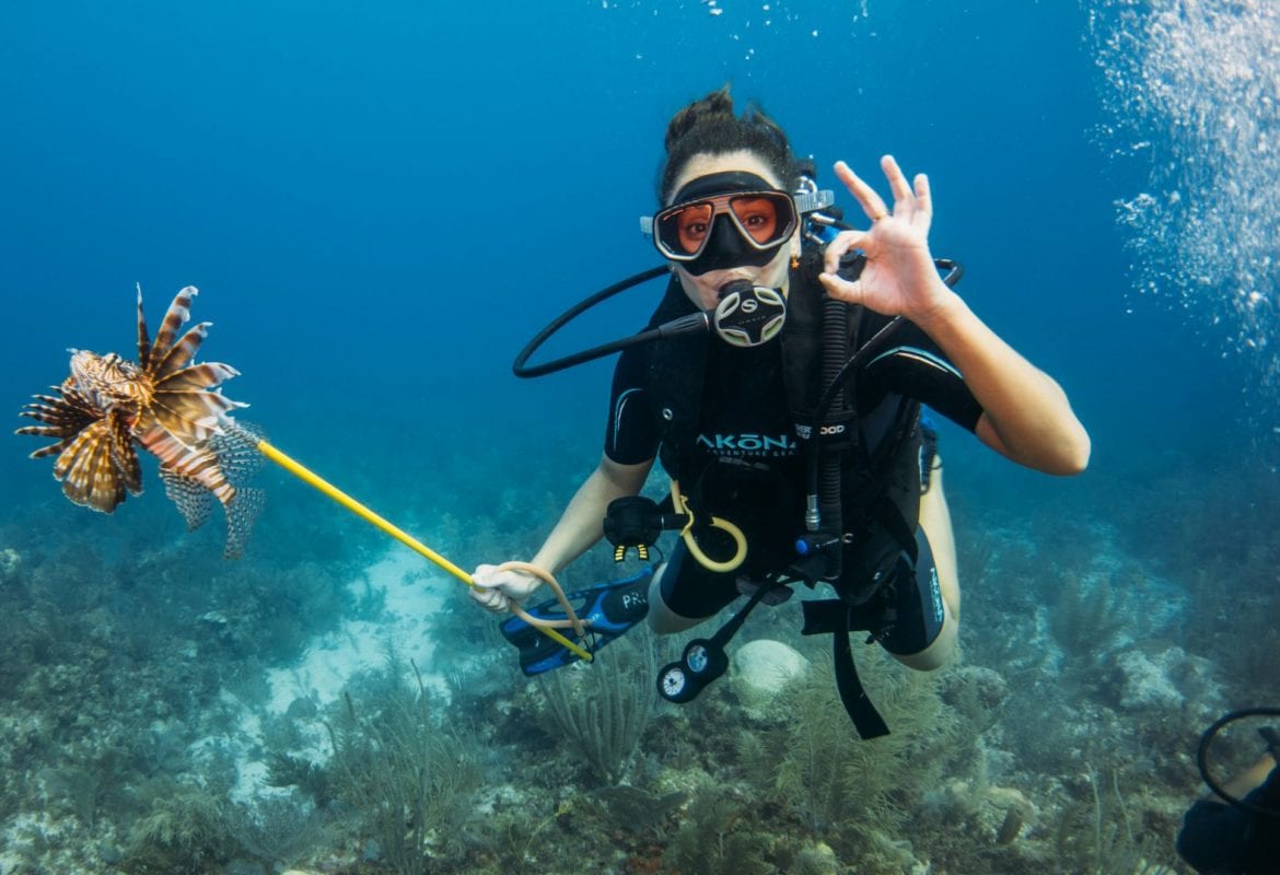 Underwater_RayCaye_by_DuarteDellarole-diving