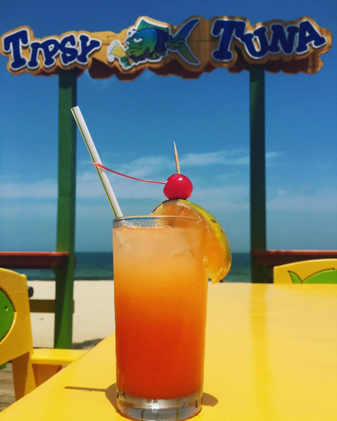 tipsy tuna rum punch placencia beach belize
