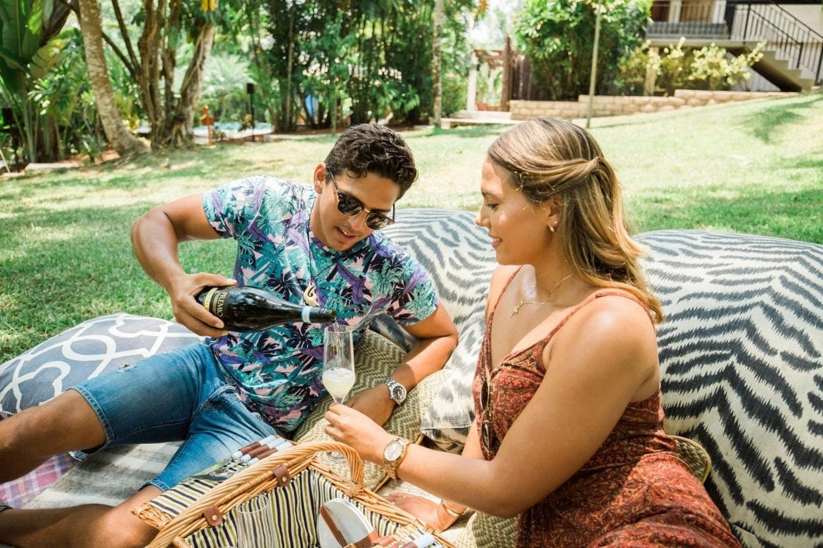 champagne kaana couple romantic package