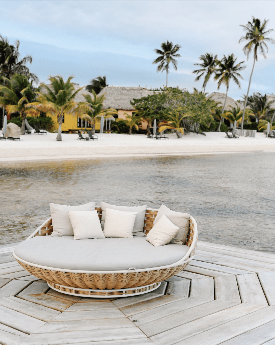 MATACHICA DOCK lounge Ambergris Caye belize