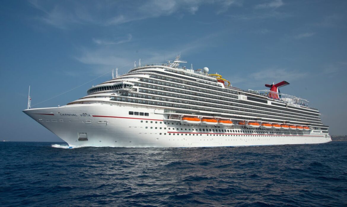 carnival-cruise-line-vista-first-ship