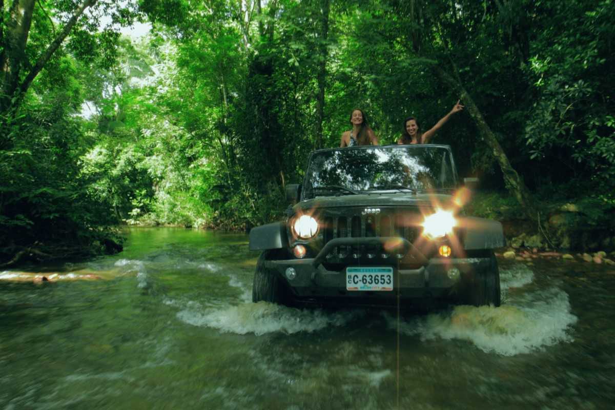 jeep-water-cross-umaya