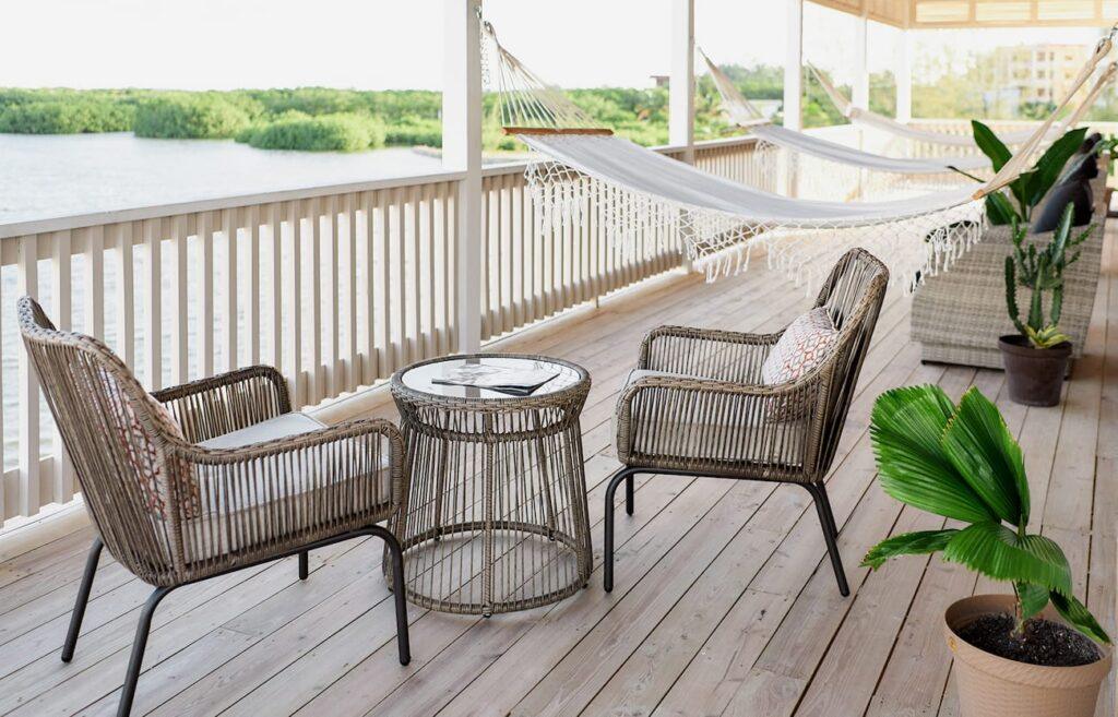 Balcony_02