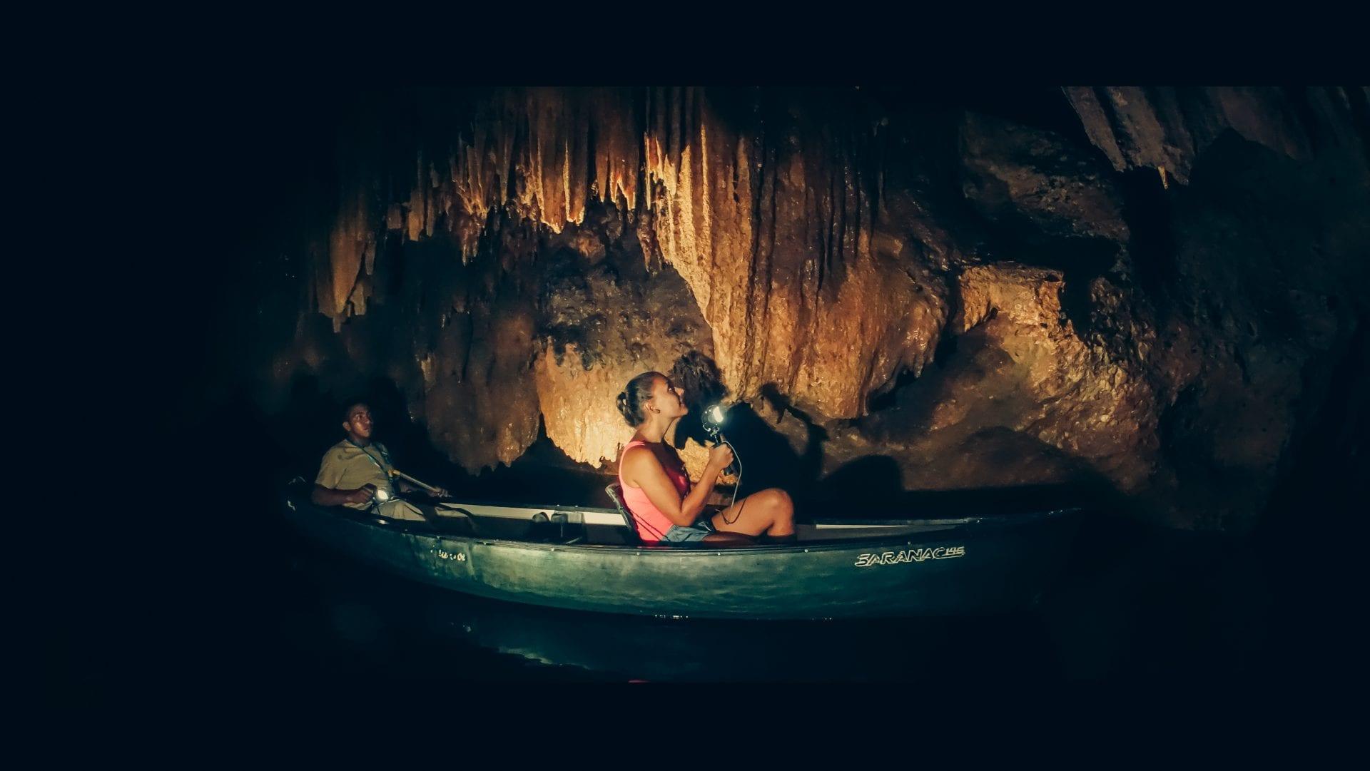 Barton_creek_cave_1-1