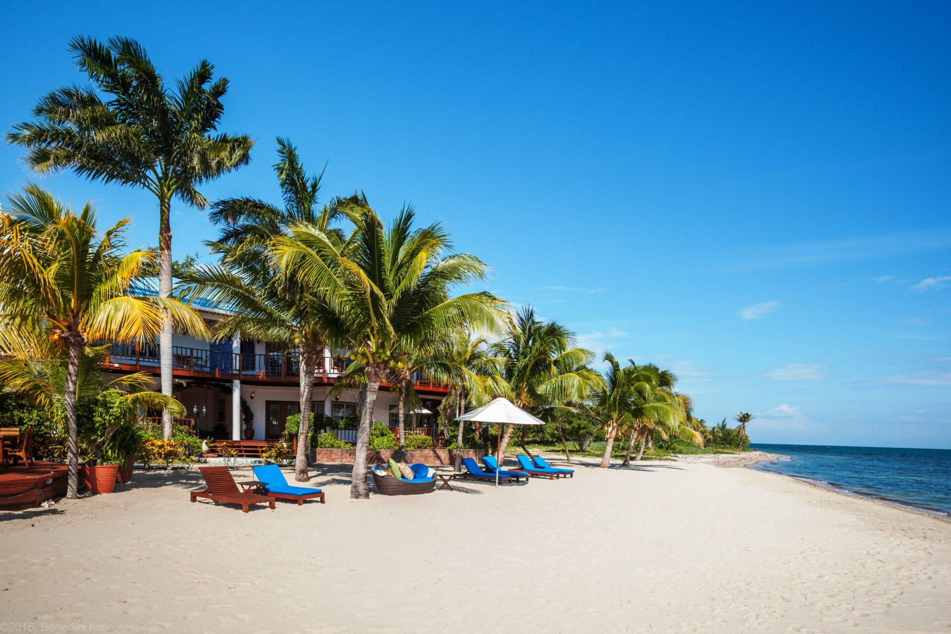 Beach-North-Ben-Kim-Chabil-Mar-Resort-Belize