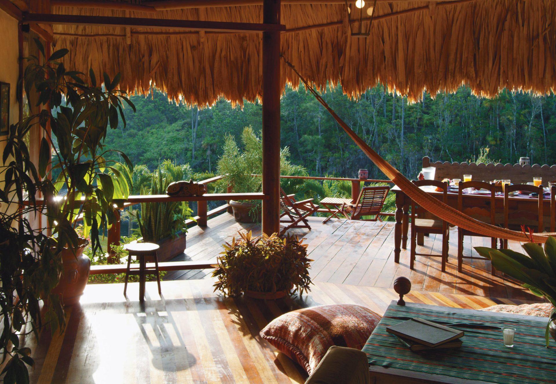 Blancaneaux-Lodge1
