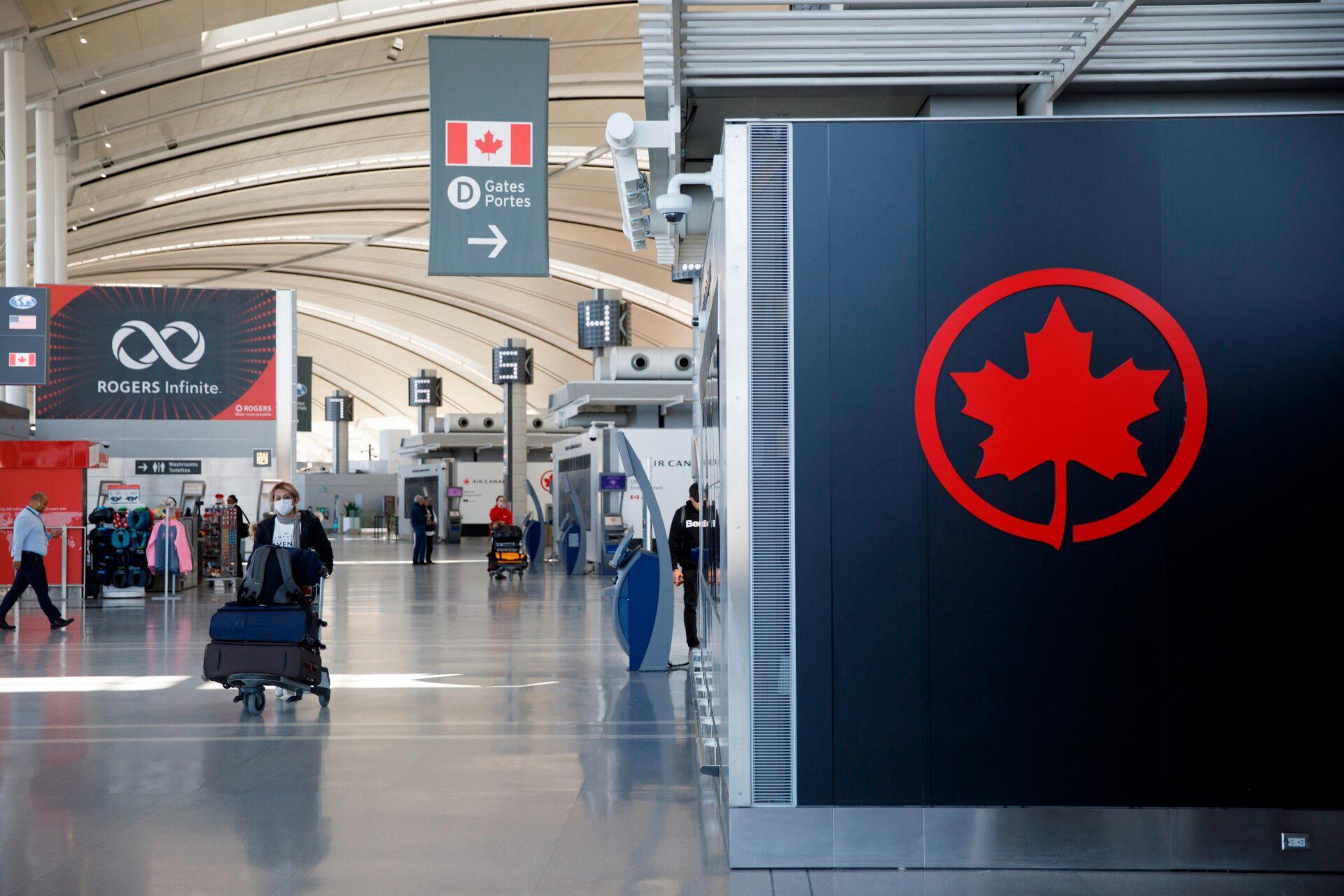 CNN-toronto-pearson-international-airport