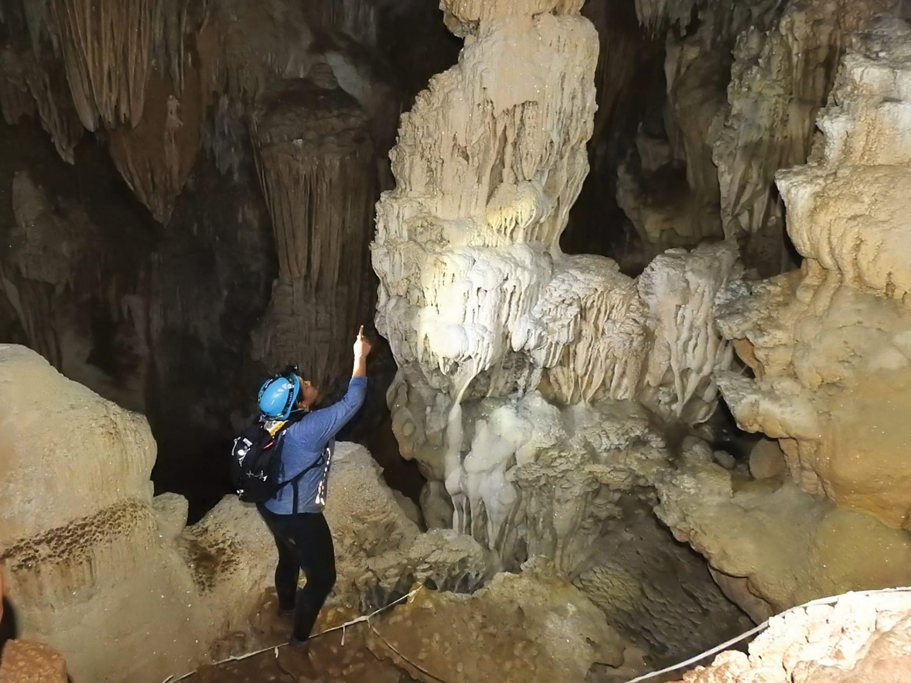 CRYSTAL-CAVE-BELIZE-AUDUBON-SOCIETY