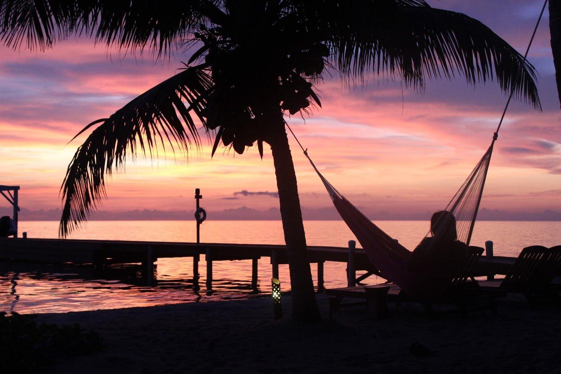 Hamanasi-Guest-Linda-Nguyen-sunrise-belize