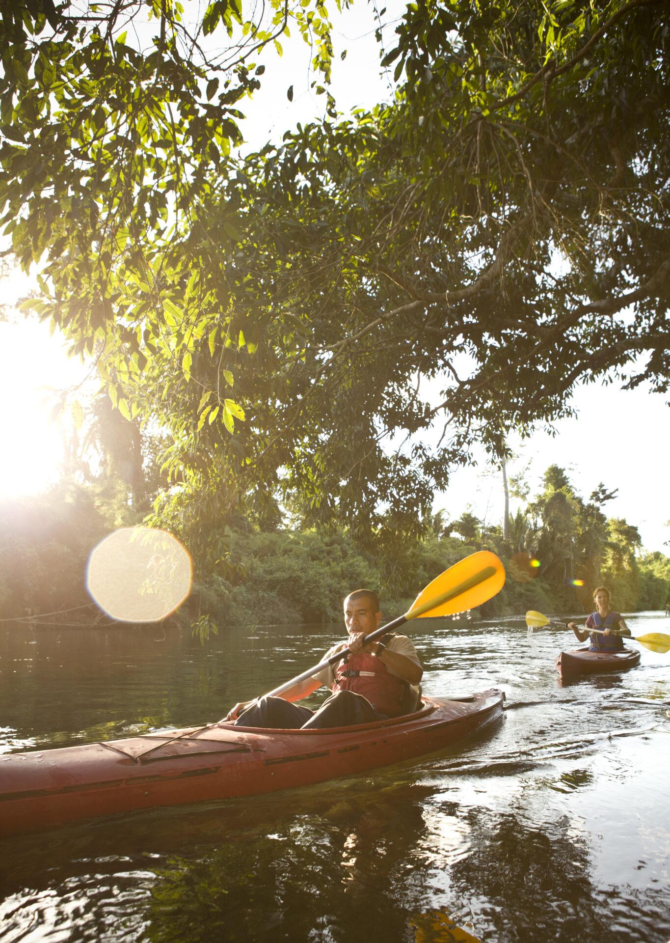 Kayaking-the-Belize-River-1