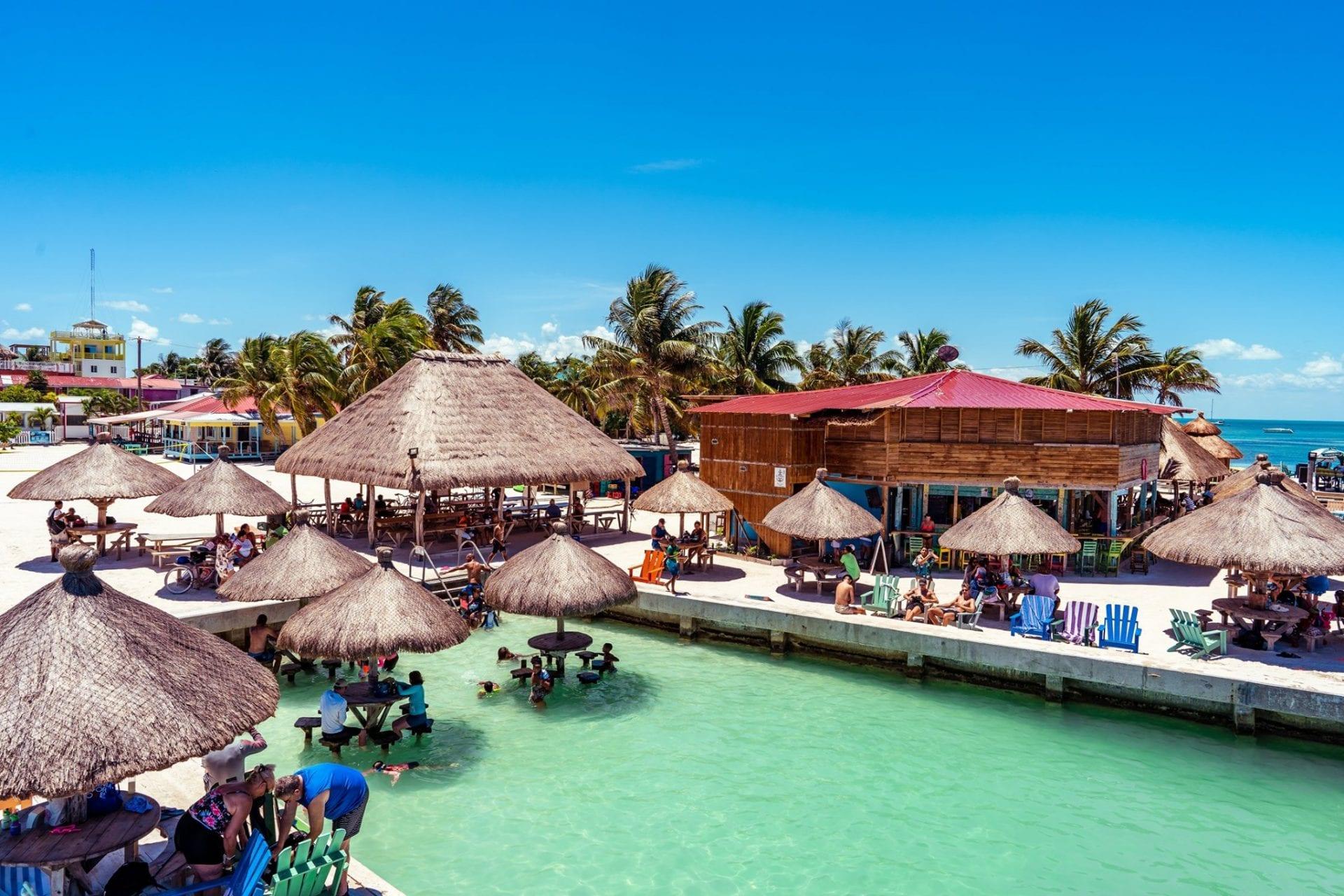 Lazy-Lizard-Caye-Caulker