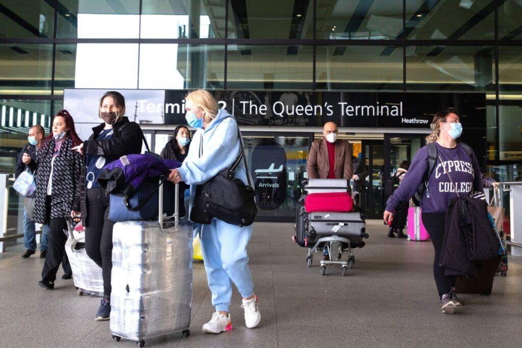UK-TODAY-NEWS-ARRIVALS-BRITS-HEATHROW