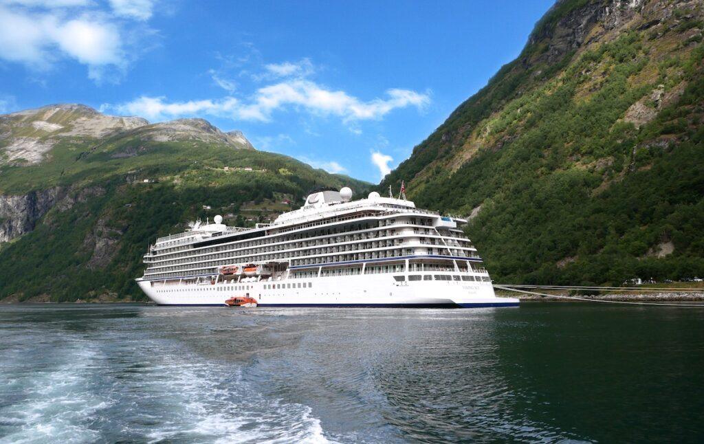 VikingSkyinNorway_CruiseReport