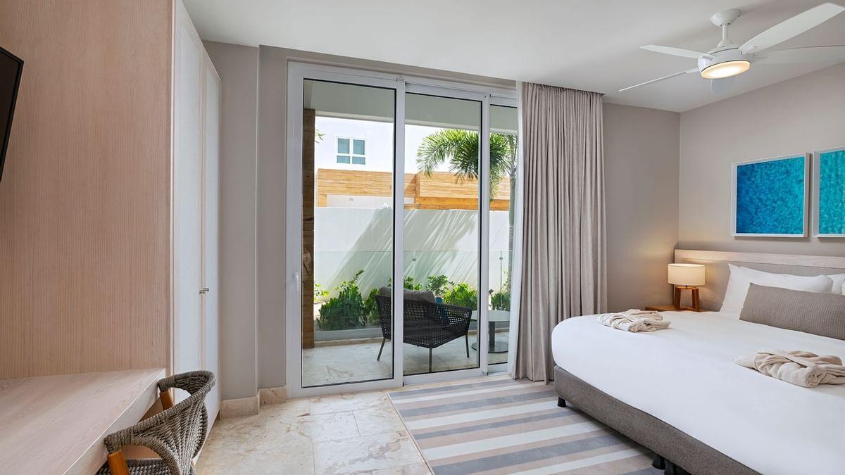 alaia-belize-resort-suite-bed