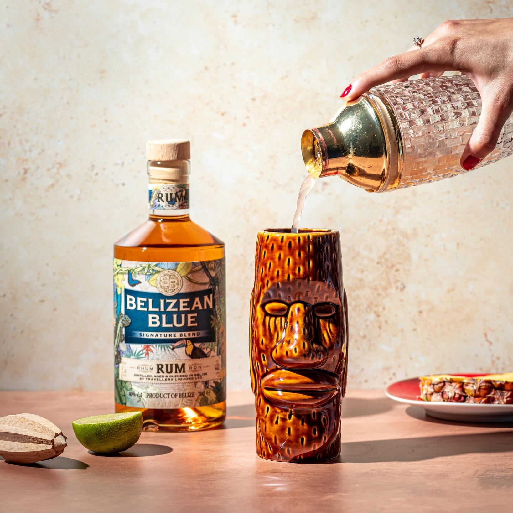 belizean-blue-rum-travellers-cocktail