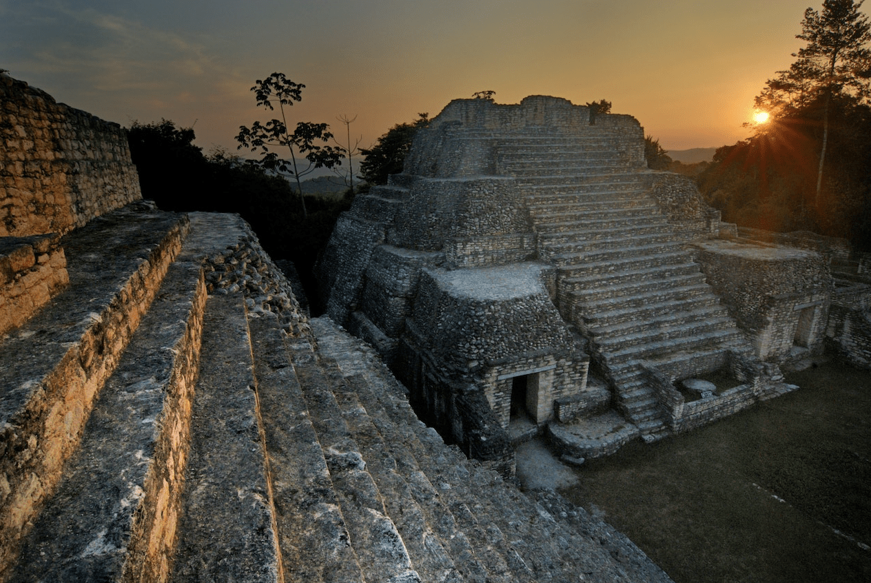 caracol-belize-imagebroker-alamy