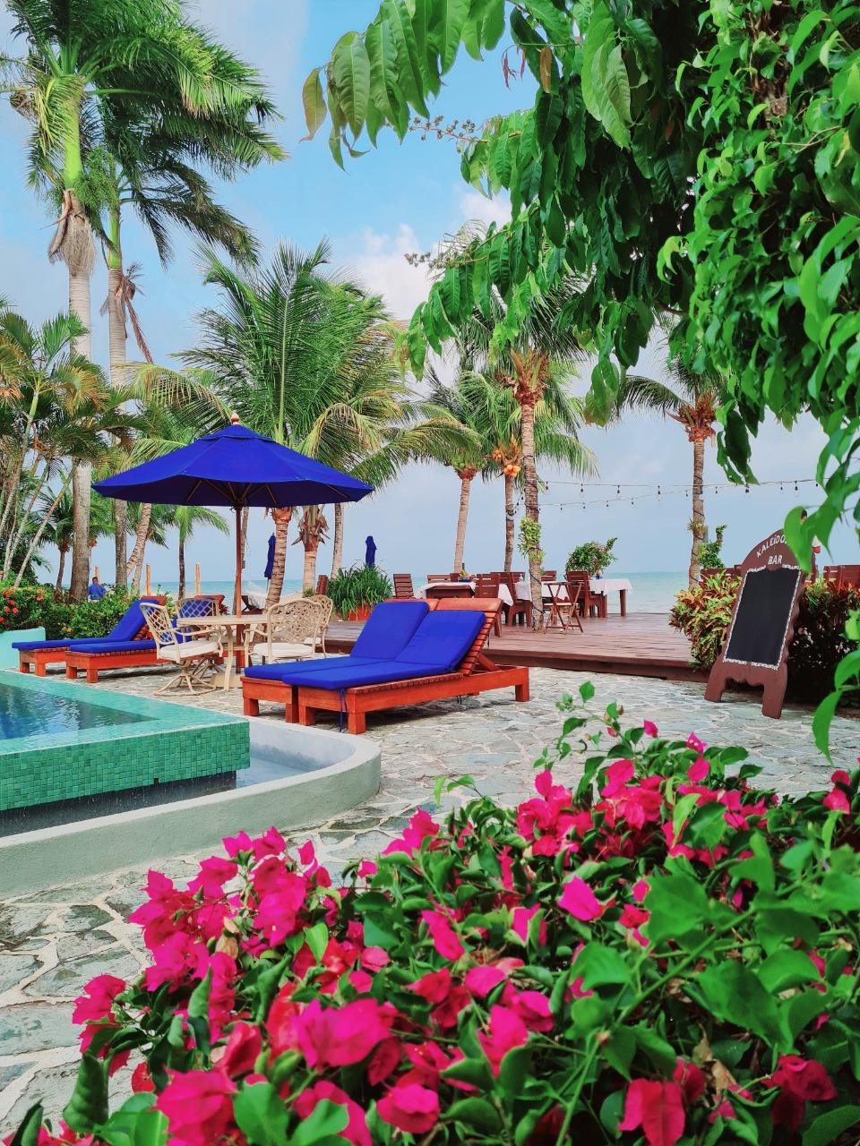 chabil-mar-belize-bougainvillea-villa-sea