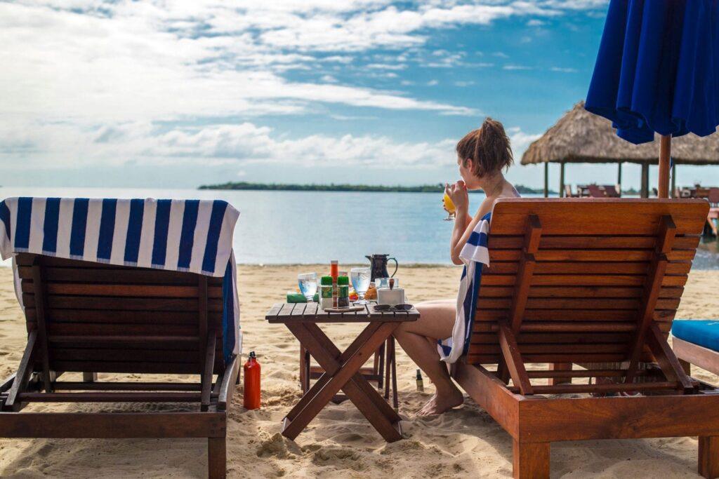 chabil-mar-couple-beach