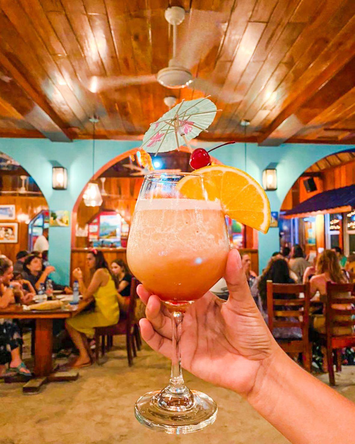 cocktail-elvis-kitchen-san-pedro-ambergris-restaurant