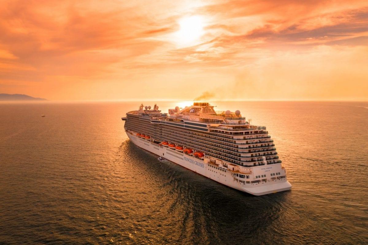 cruise-tourism-e1609971355197