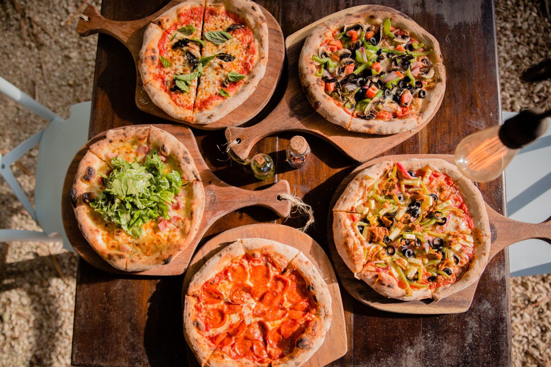 don-tonitos-pizza-belize