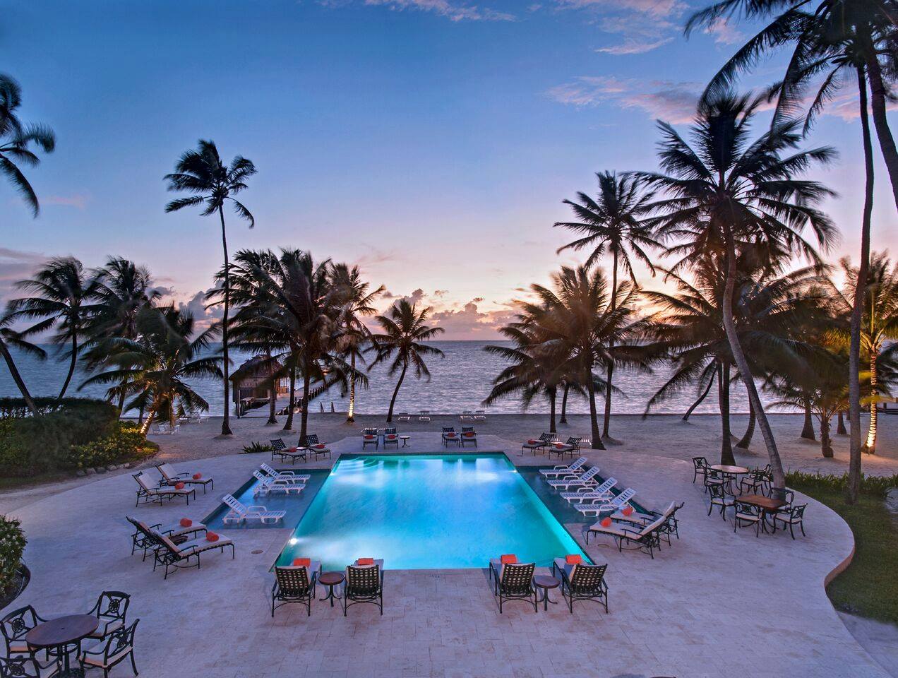 dusk-victoria-house-resort-belize-san-pedro