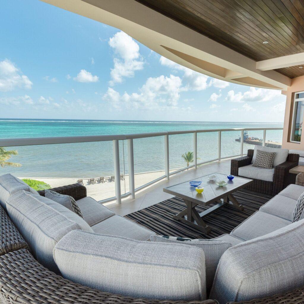 grand-caribe-belize-caribbean-sea-balcony