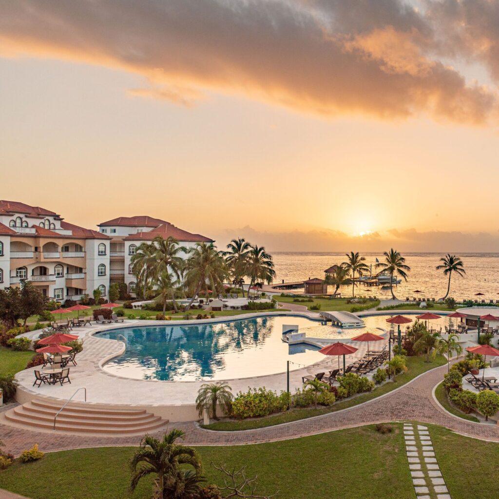 grand-caribe-belize-caribbean-sea-sunrise