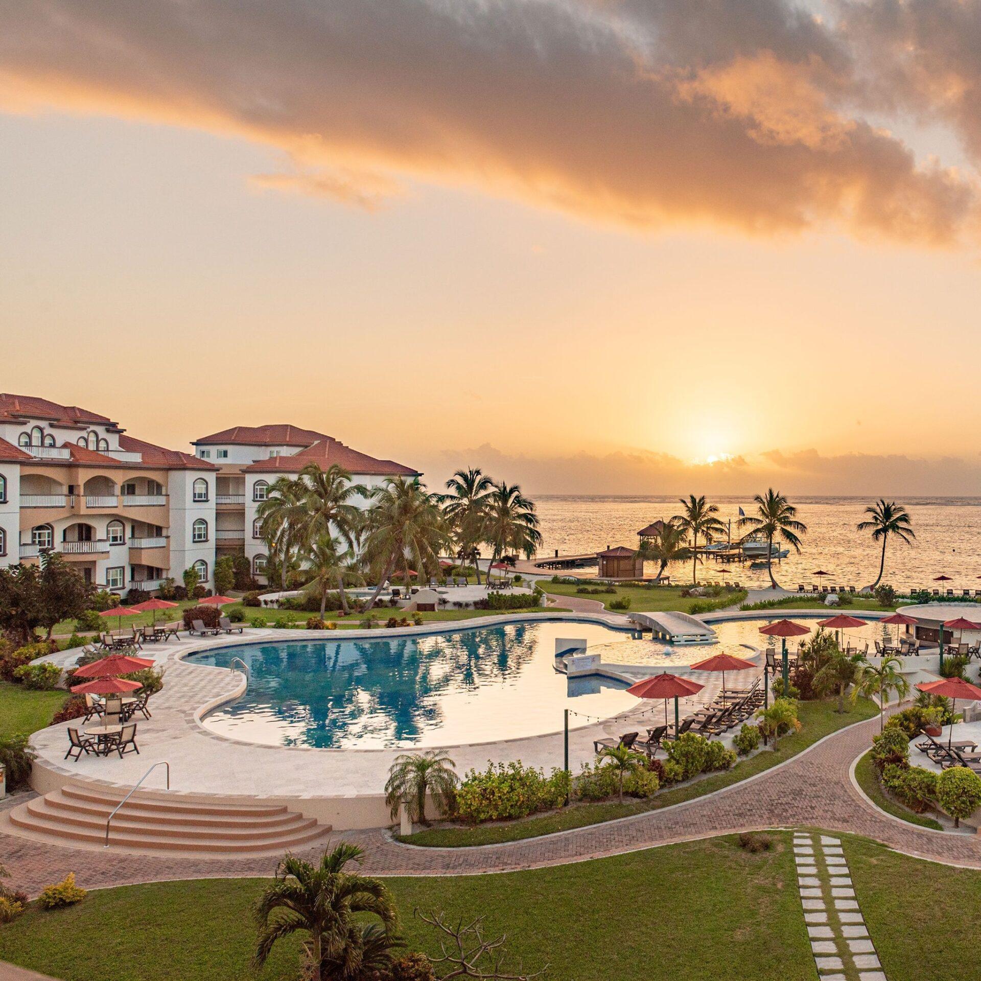 grand-caribe-belize-caribbean-sea-sunrise