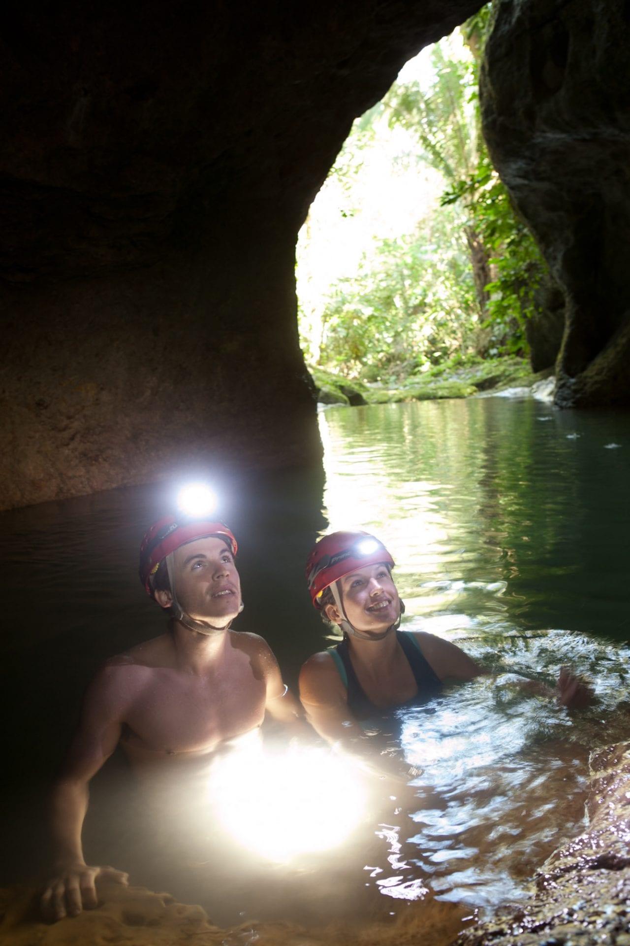 kaana-adventure-couple-belize-cayo