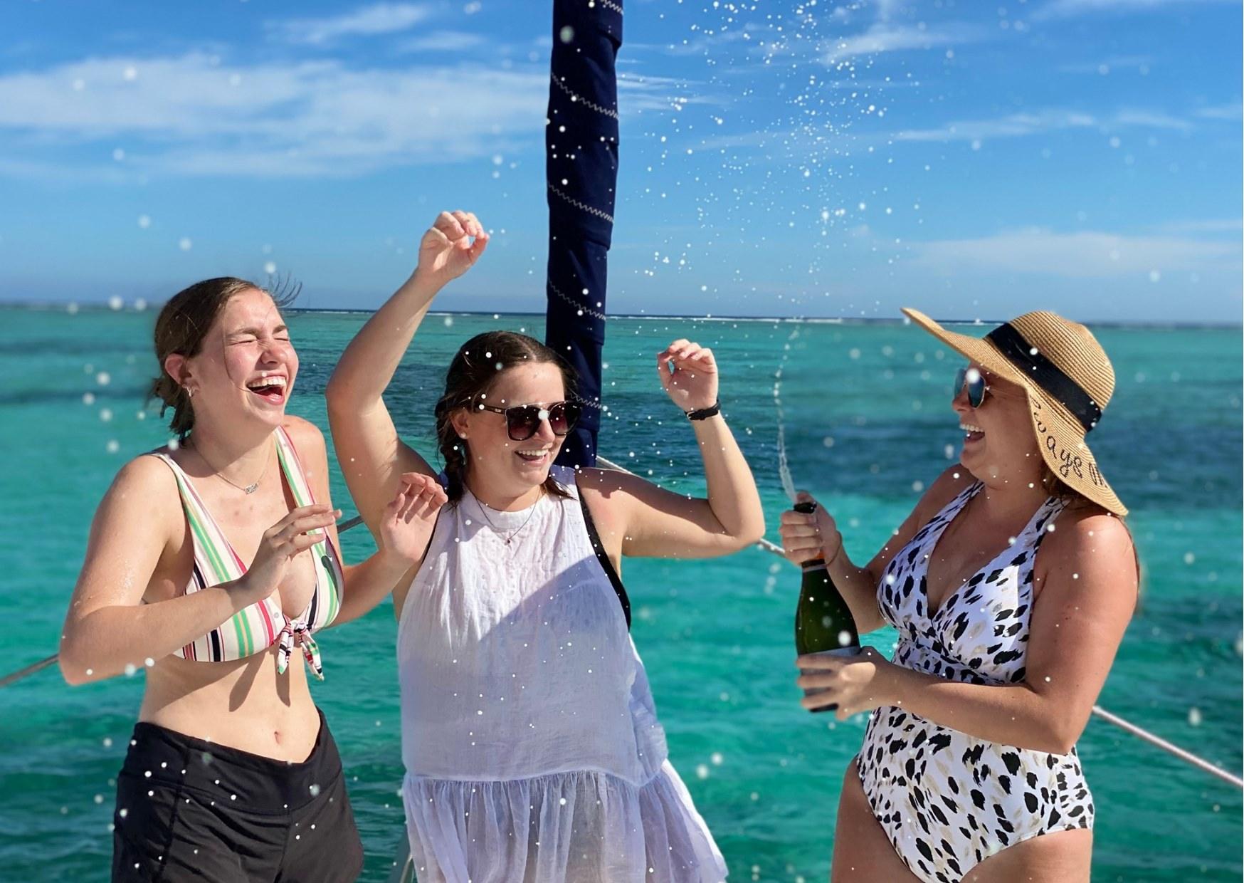 luxury-belize-sailing-vacations-champagne