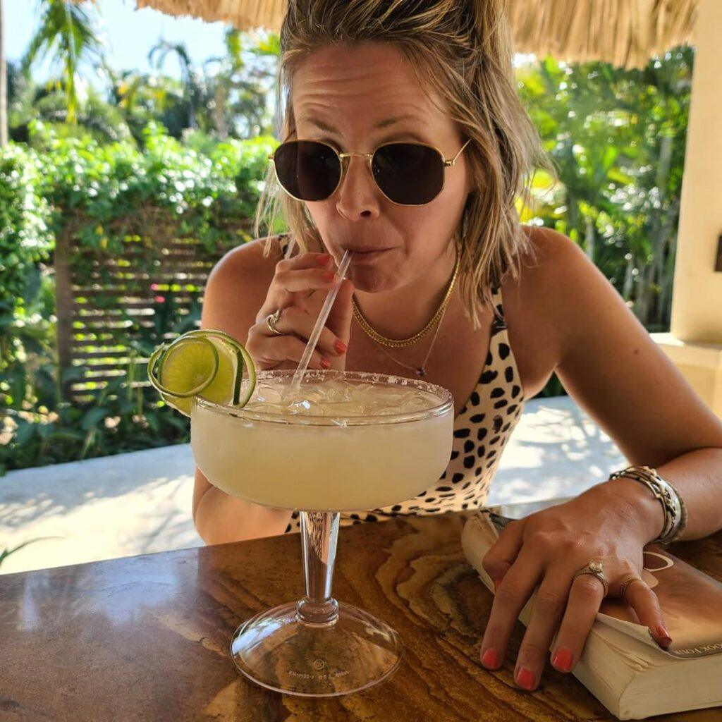 margaritas-sirenian-bay-belize