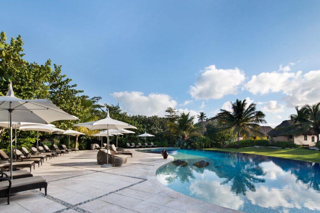 matachica-resort-belize-san-pedro-pool