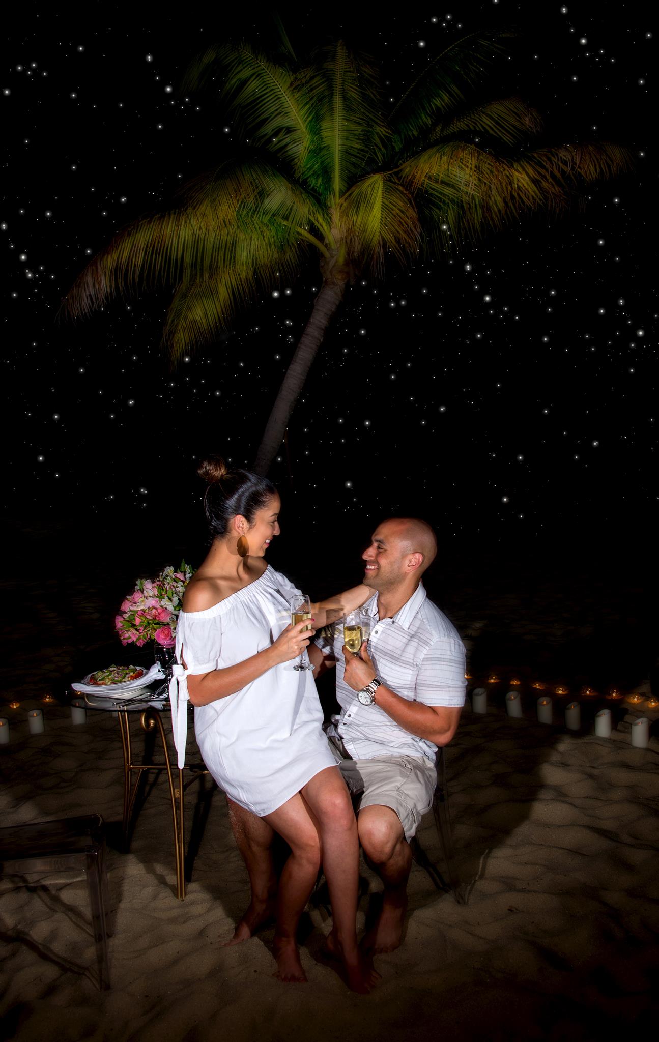 romatic-dinner-couple-beach-ellysian