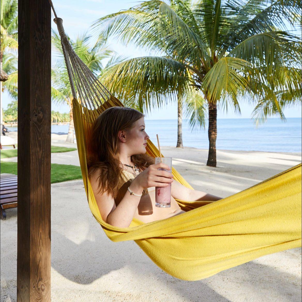 sirenian-bay-resort-belize-placencia-hamock