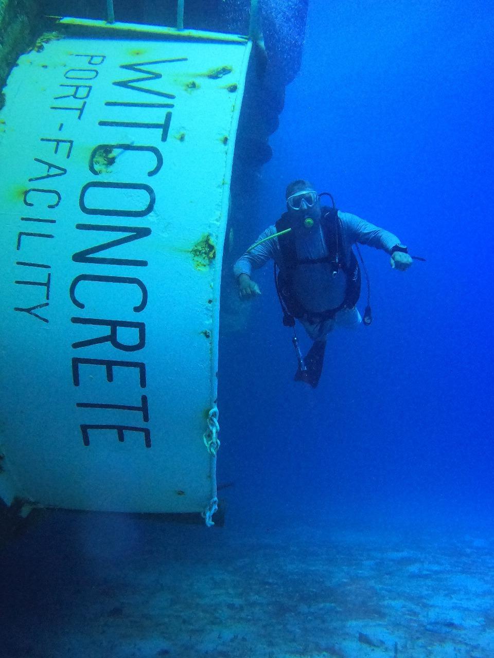 the-wit-emil-magana-turneffe-belize-diving