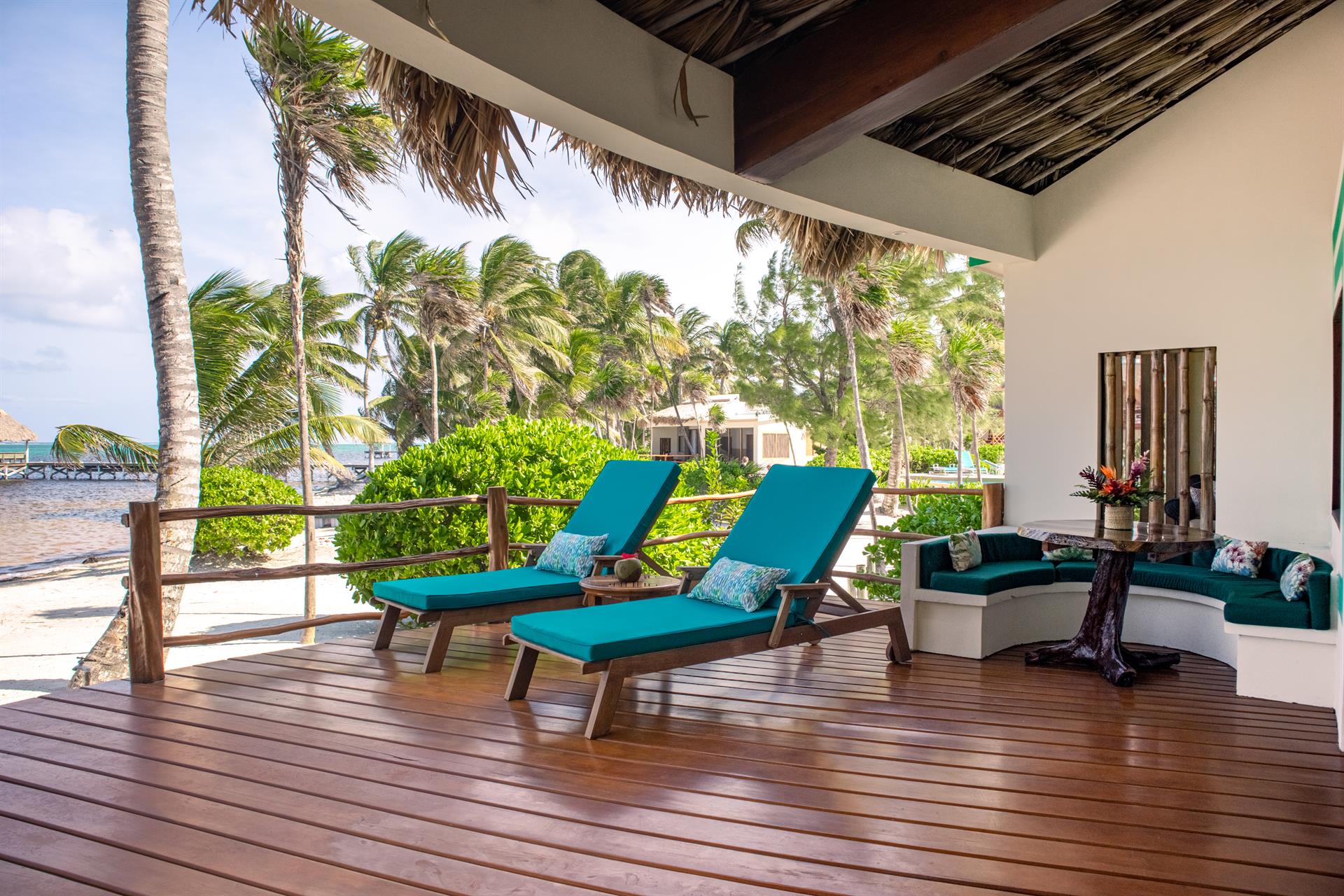 villa-emerald-la-perla