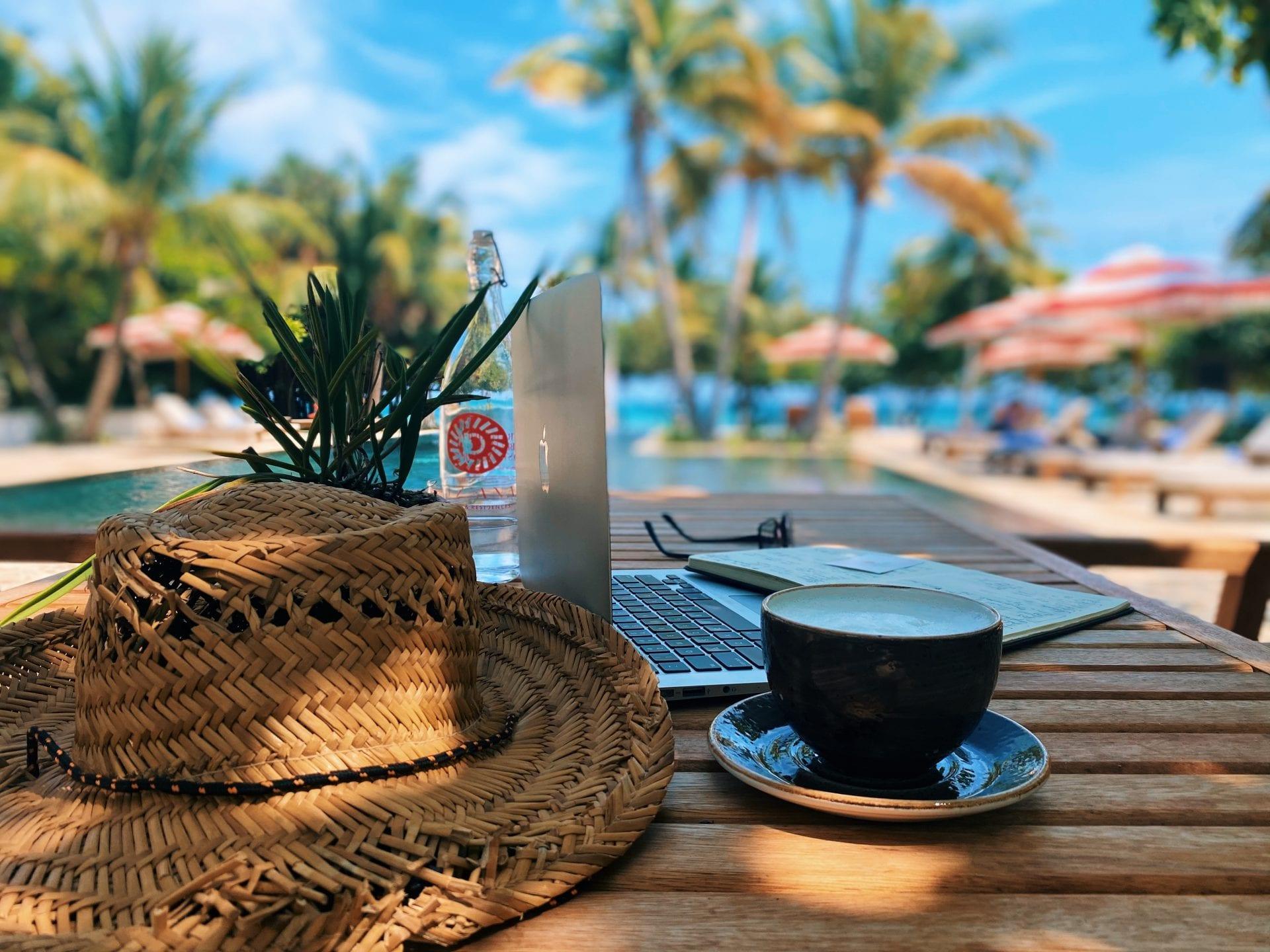 work-from-paradise-itzana-belize-placencia-digital-nomad