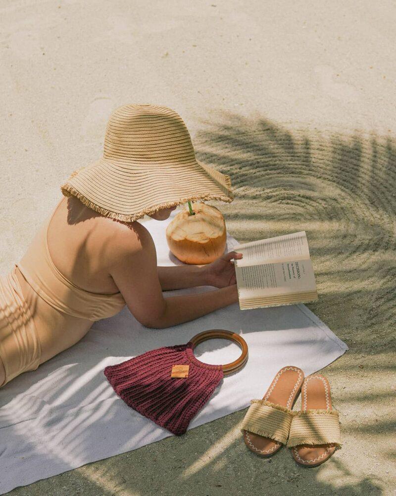 Zyania-Alonzo-beach-belize-Handbag